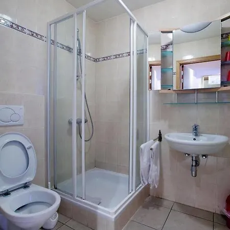 - Elementum Hotel 3*